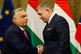 Slovenský premiér Robert Fico a predseda maďarskej vlády Viktor Orbán.