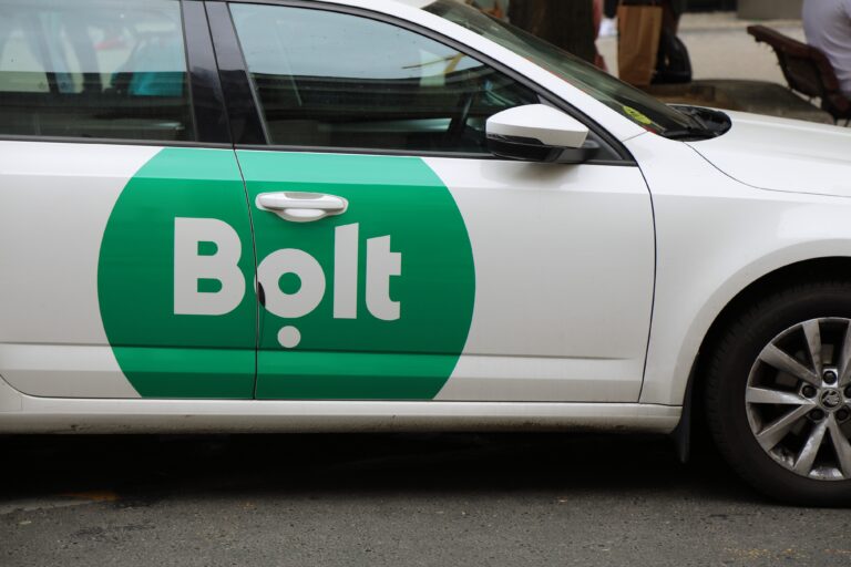 Taxi Bolt