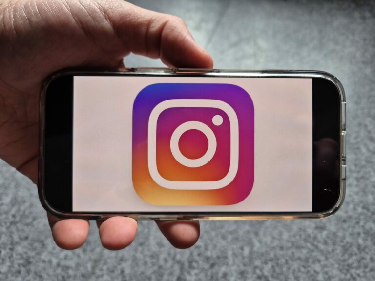 Meta testuje Instagram Plus za pár eur mesačne