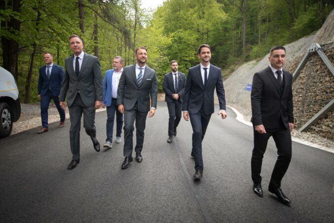Cesta na Králiky je opäť bezpečná. Mimoriadna situácia je ukončená.