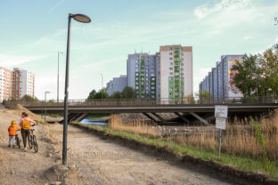 BRATISLAVA: Výstavba premostenia pri Technopole