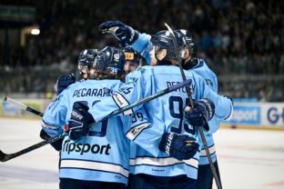 HOKEJ TL: Nitra - Bratislava