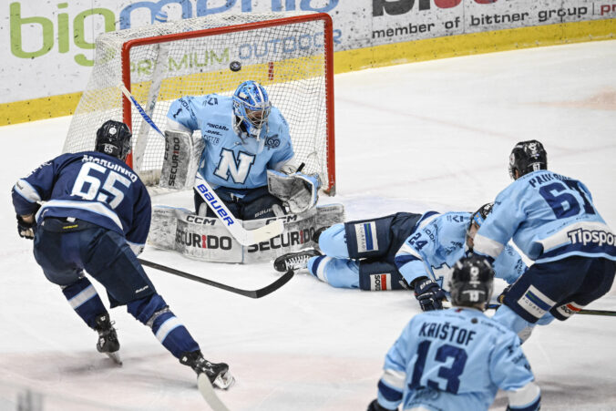 HOKEJ (finále 6. zápas): HC Slovan Bratislava - HK Nitra