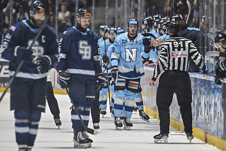 HOKEJ (finále 6. zápas): HC Slovan Bratislava - HK Nitra