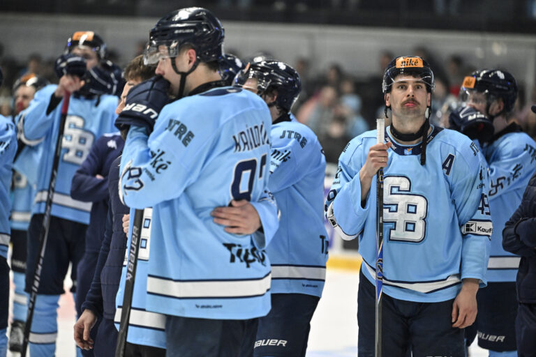 HOKEJ (finále 7. zápas): HK Nitra - HC Slovan Bratislava (Tipsport liga 2025/2026)