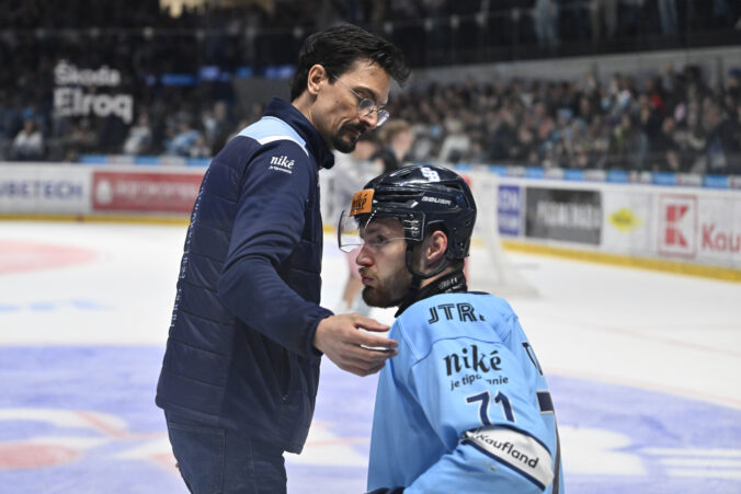 HOKEJ (finále 7. zápas): HK Nitra - HC Slovan Bratislava (Tipsport liga 2025/2026)
