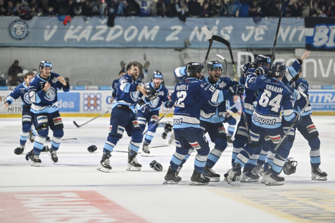HOKEJ (finále 7. zápas): HK Nitra - HC Slovan Bratislava (Tipsport liga 2025/2026)