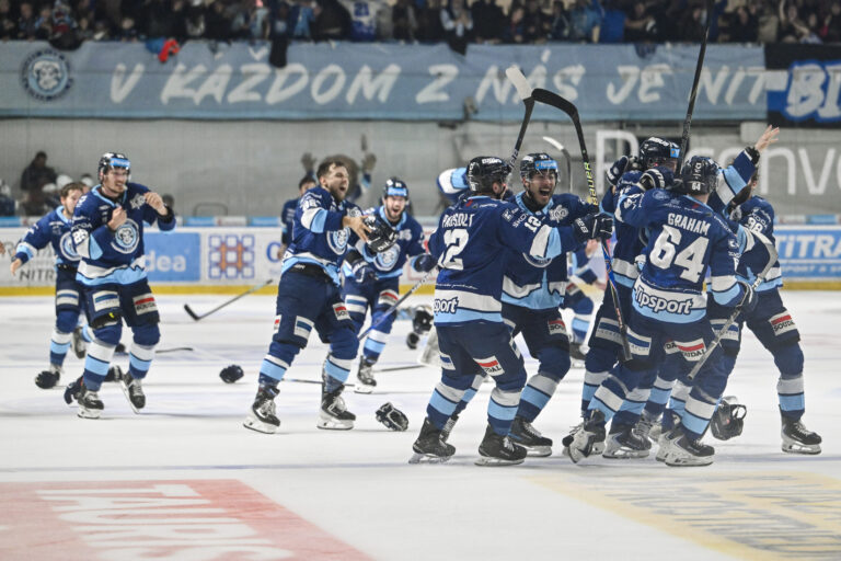 HOKEJ (finále 7. zápas): HK Nitra - HC Slovan Bratislava (Tipsport liga 2025/2026)