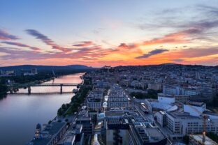 Bratislava_peter_dra b.jpg
