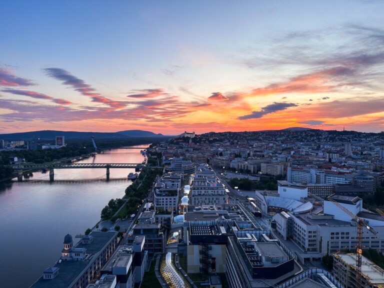Bratislava_peter_dra b.jpg