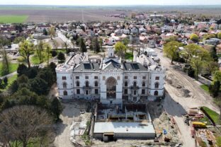 Obnova kaštieľa v Rusovciach
