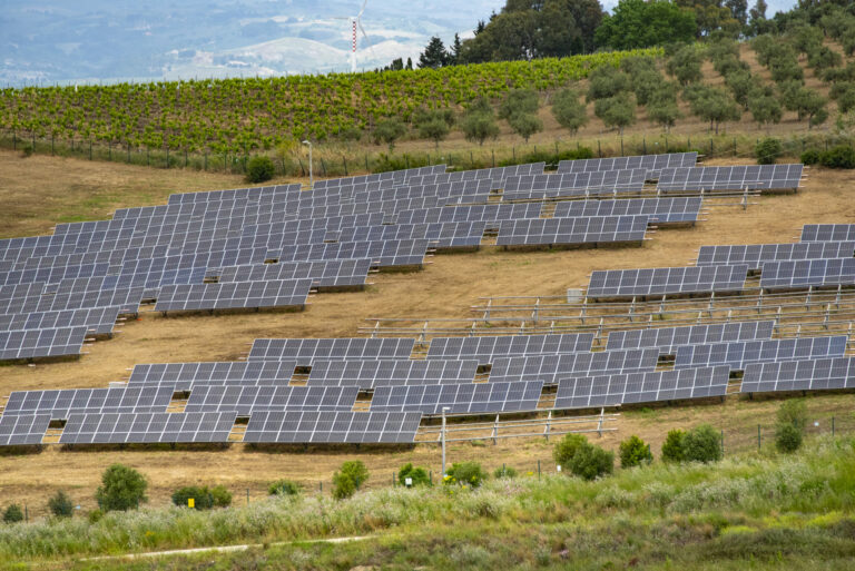 Solárna elektráreň, Sicília, Taliansko