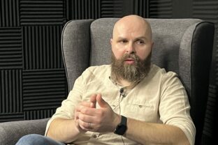 Erik Forgáč, TV JOJ, A sme tu