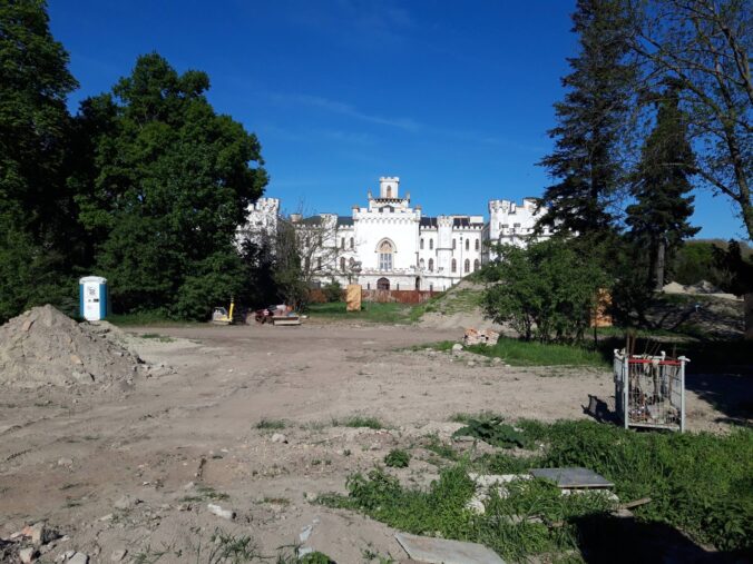 Rekonštrukcia kaštieľa v Rusovciach