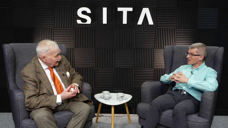 Konzervatívna kaviareň Stanislav Janota, Daniel Lukáč