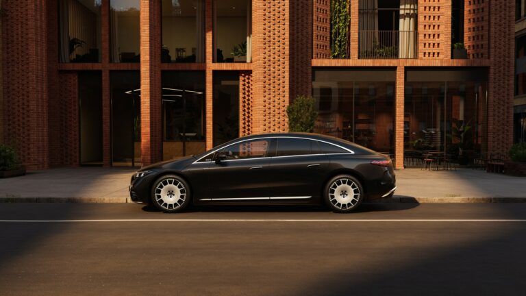 Der neue EQS: Weiter denken, weiter fahrenThe new Mercedes Benz EQS: Smarter than ever. Further than ever.