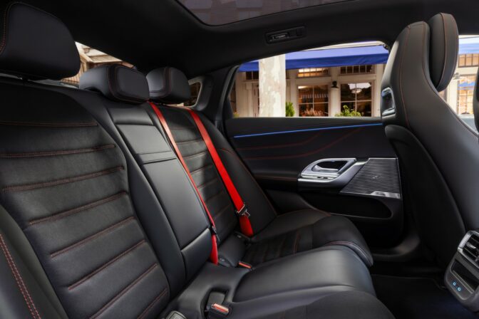 Die neue elektrische C Klasse definiert das Segment neuThe all new electric C Class: Redefining the segment