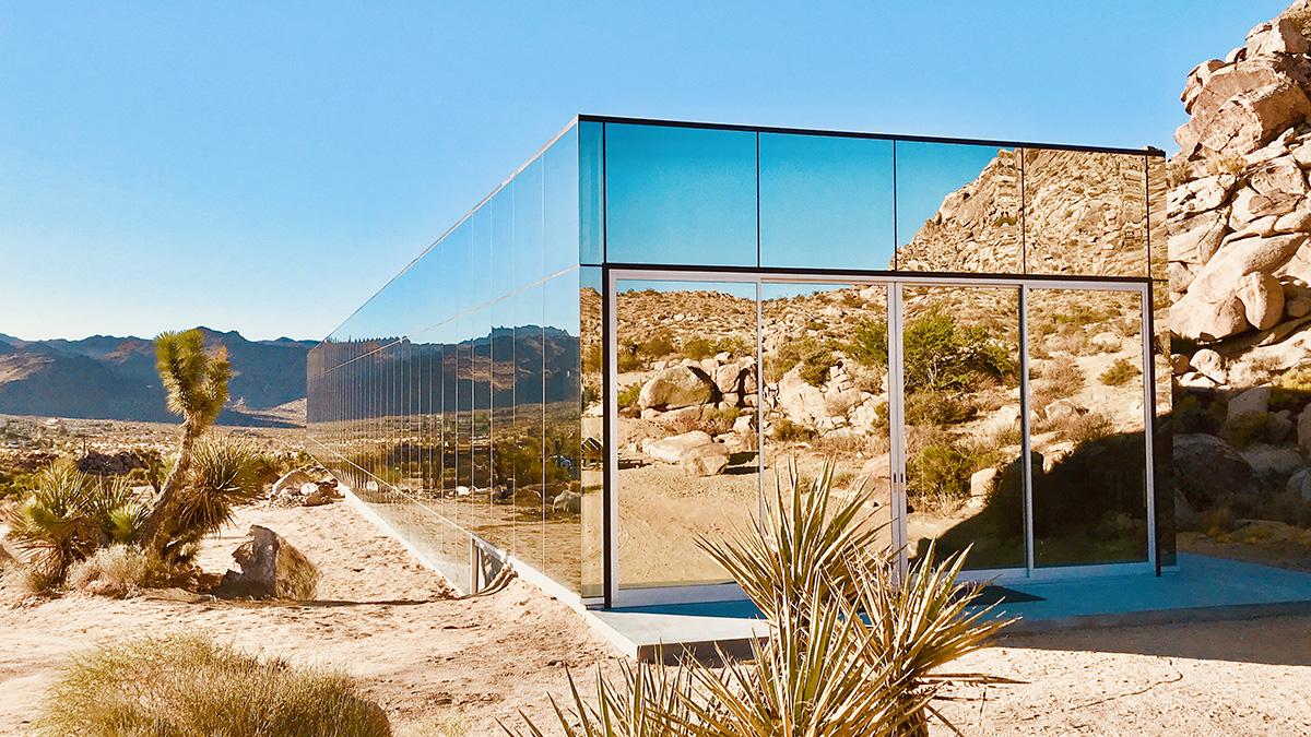 Mirrorhouse2_chris hanley 2.jpg