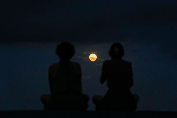 Panama Full Moon