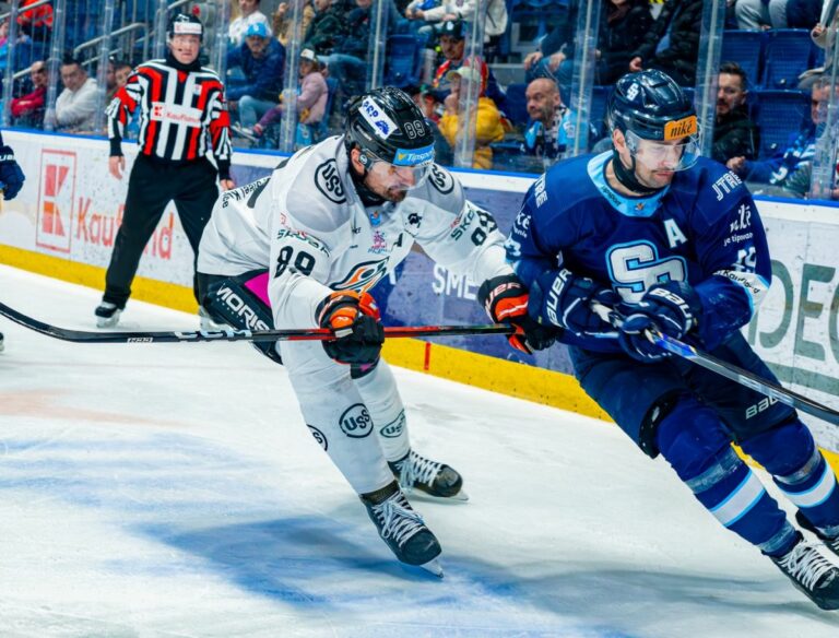 Hokej: semifinále Slovan Bratislava - HC Košice (1. zápas).