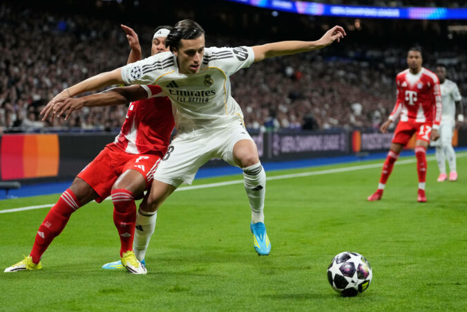 Fotografie - Futbal: Real Madrid - Bayern Mníchov (Liga majstrov - štvrťfinále 1. zápas).