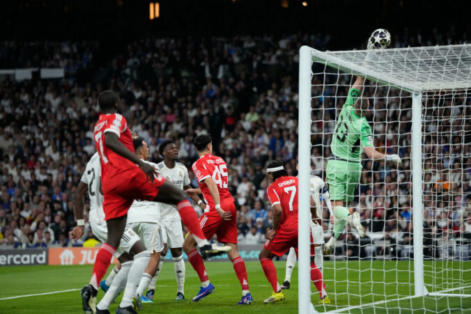 Fotografie - Futbal: Real Madrid - Bayern Mníchov (Liga majstrov - štvrťfinále 1. zápas).