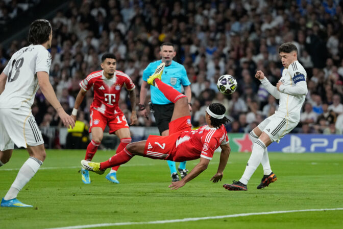 Fotografie - Futbal: Real Madrid - Bayern Mníchov (Liga majstrov - štvrťfinále 1. zápas).