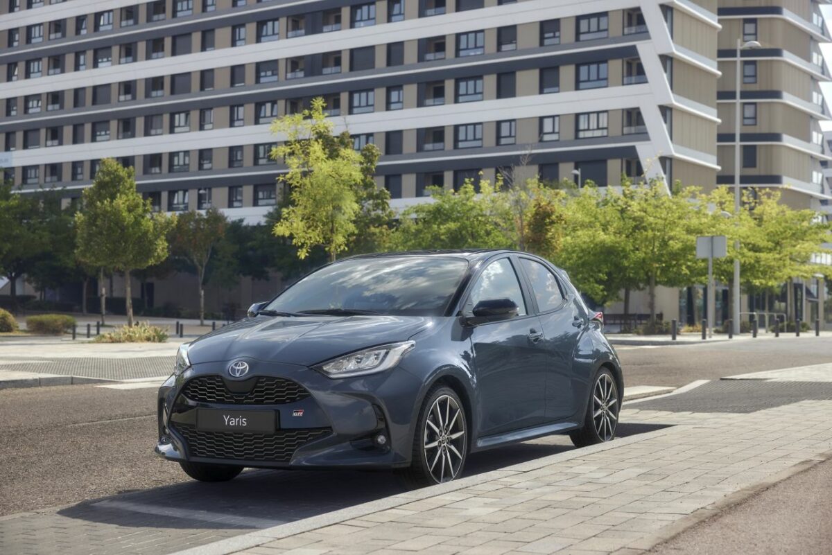 2025_yaris_gr_sport_image_1.jpg