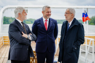 PREZIDENT: Stretnutie prezidentov krajín S3