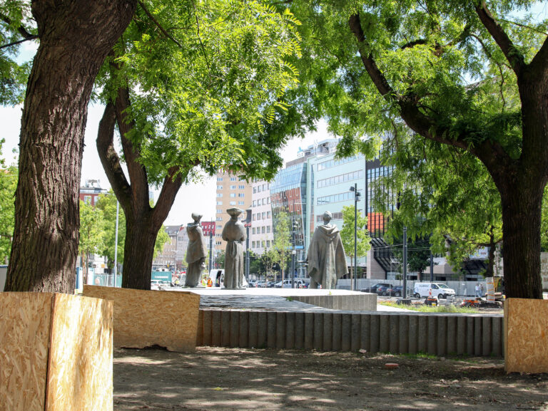 Živé námestie, Bratislava