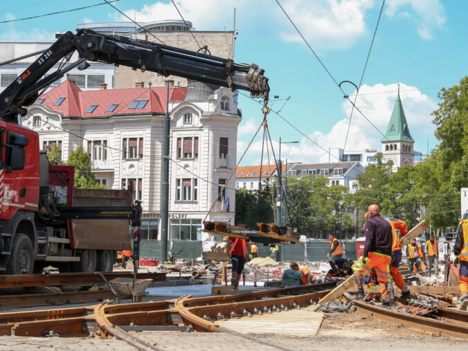 Živé námestie, Bratislava