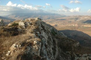 960px view_from_beaufort_castle_lebanon_2006.jpg