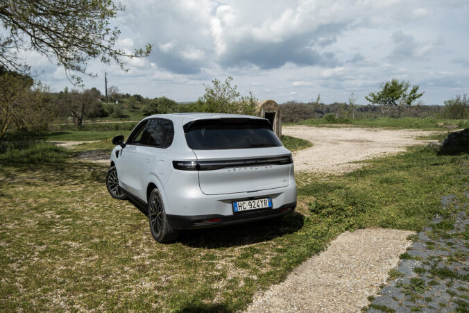 Leapmotor B10 Hybrid EV