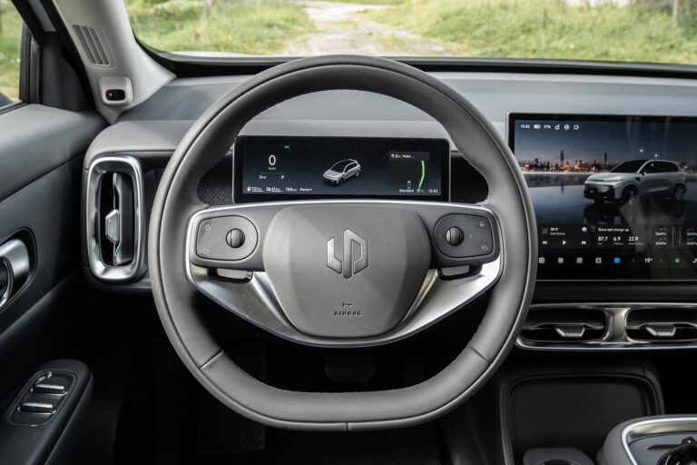 Leapmotor B10 Hybrid EV