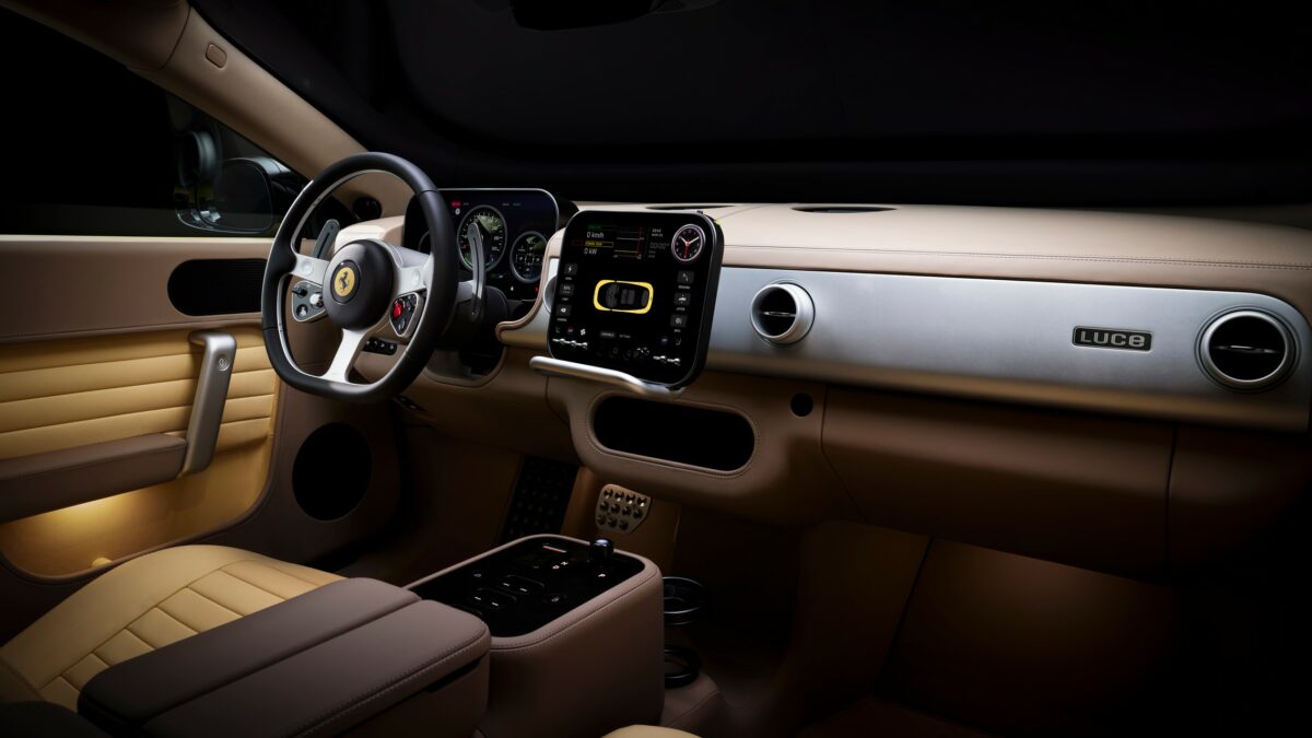 Ferrari luce_22.jpg