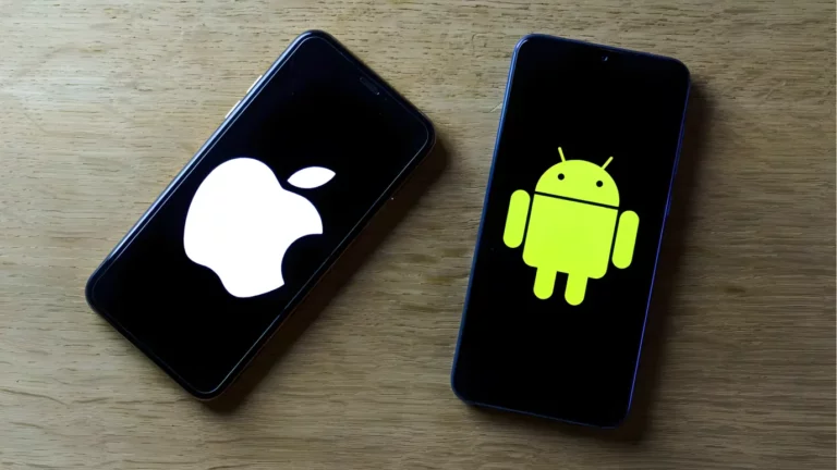 IPhone a Android si konečne rozumejú: EÚ zbúrala múry, ktoré Apple a Google roky stavali