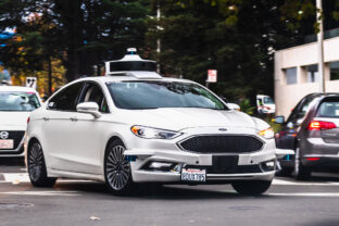 Lyft self driving car performing tests