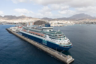 A Cruise Through the Tranquil Waters of Mindelo