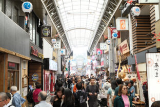 An old style avenue in asakusa