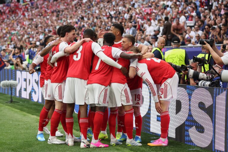 Fotografie z finále (Liga majstrov 2025/2026): Paríž St. Germain - Arsenal