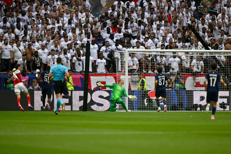 Fotografie z finále (Liga majstrov 2025/2026): Paríž St. Germain - Arsenal