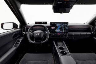 Hyundai pleos_06.jpg