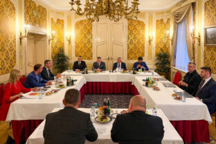 Koalícia, úrad vlády, vláda, rokovanie