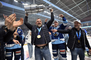 HOKEJ TL: HK Nitra - HC Slovan Bratislava