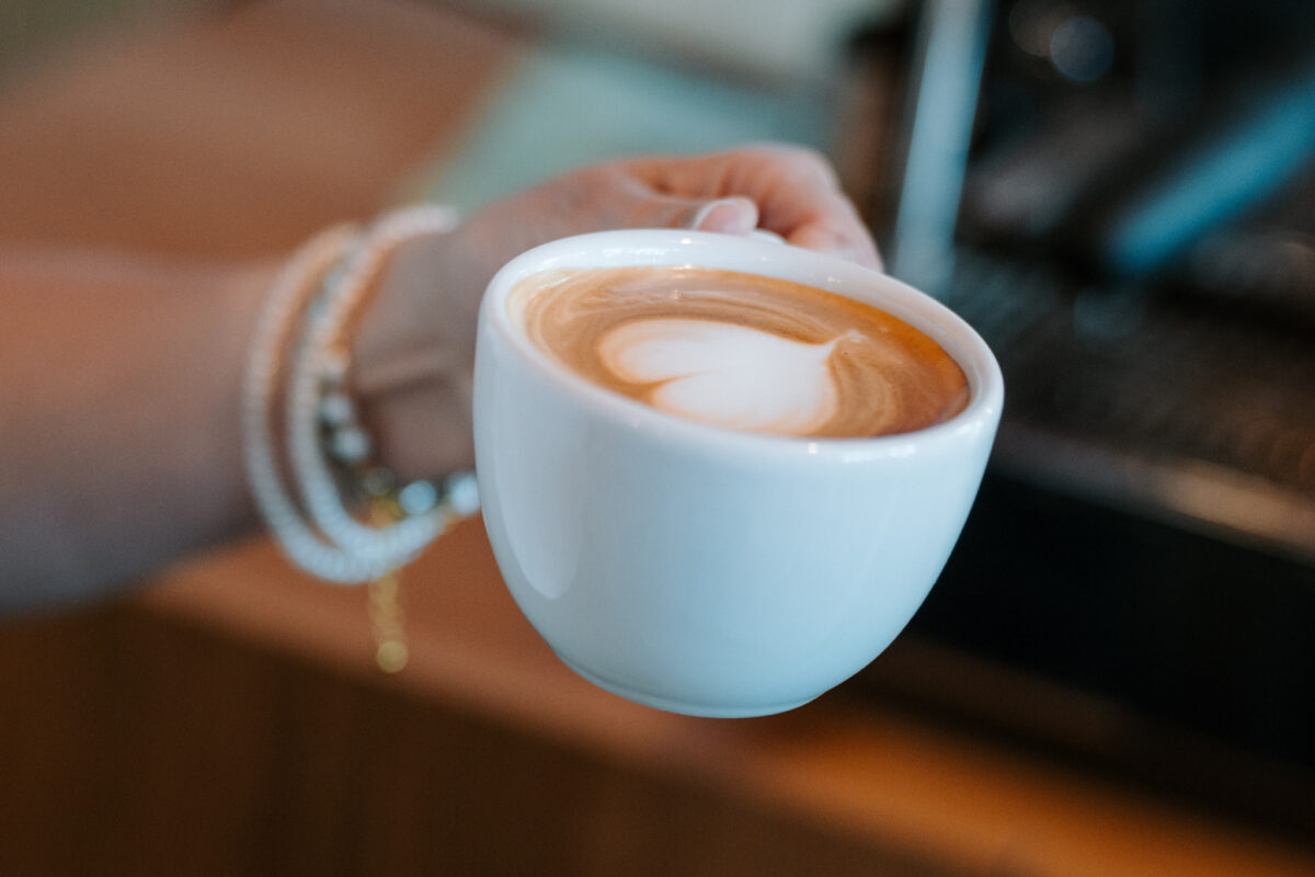 Latte art je vizualne putava zrucnost ktora dokaze urobit dojem no klucovy zostava obsah salky.jpg