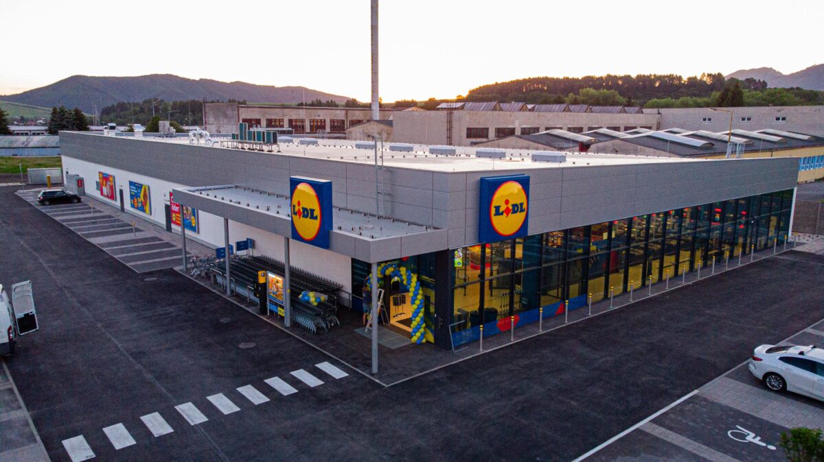 Lidl rajec otvaracka dron 6.jpg