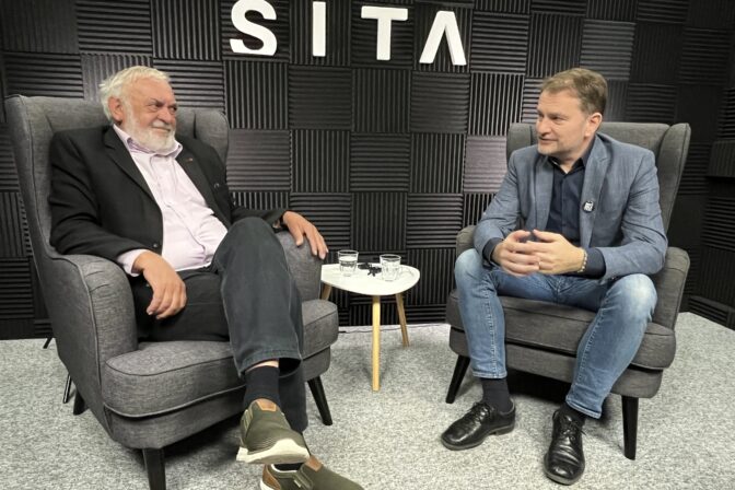 Poslanec parlamentu a líder Hnutia Slovensko Igor Matovič počas rozhovoru pre SITA.