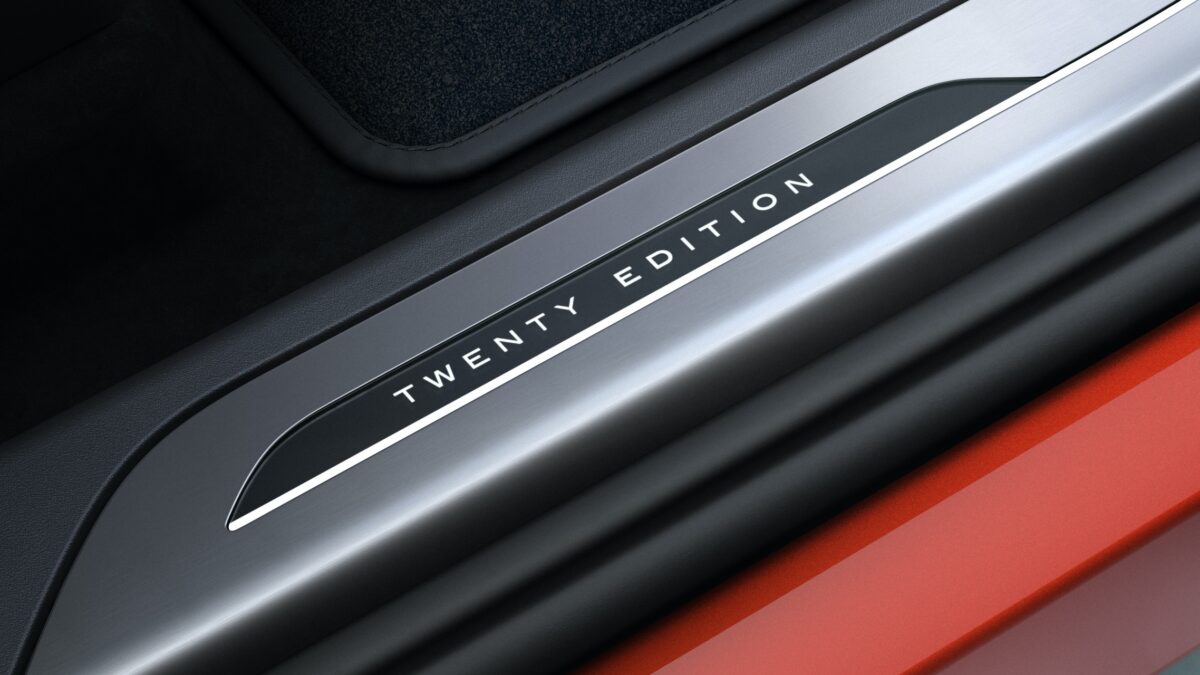 Range rover sport twenty edition_11.jpg