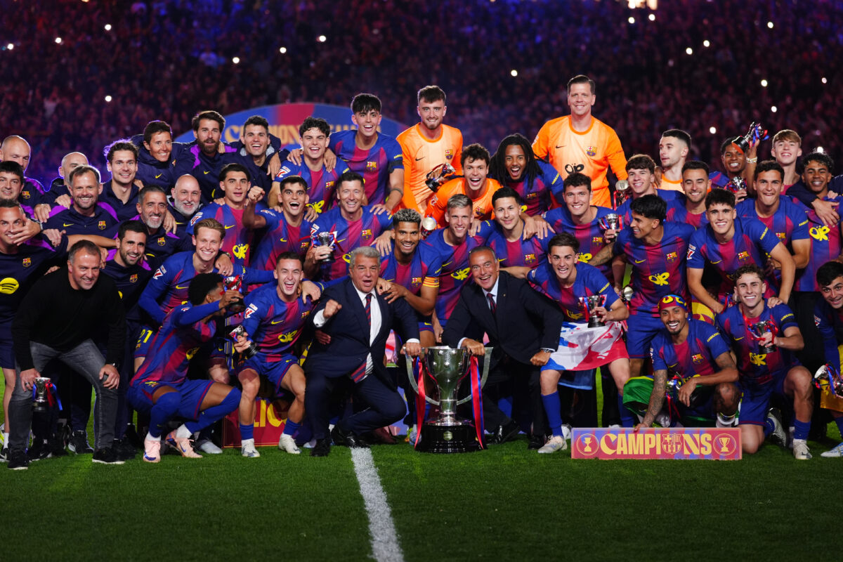 Barcelona spečatila titul v El Cl&aacute;sicu, Real zostal bez trofeje. Kontroverziu priniesol neodp&iacute;skan&yacute; z&aacute;krok na Bellinghama - SITA.sk