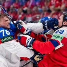 Fotografie zo zápasu Slovensko - Česko na MS v hokeji 2026.